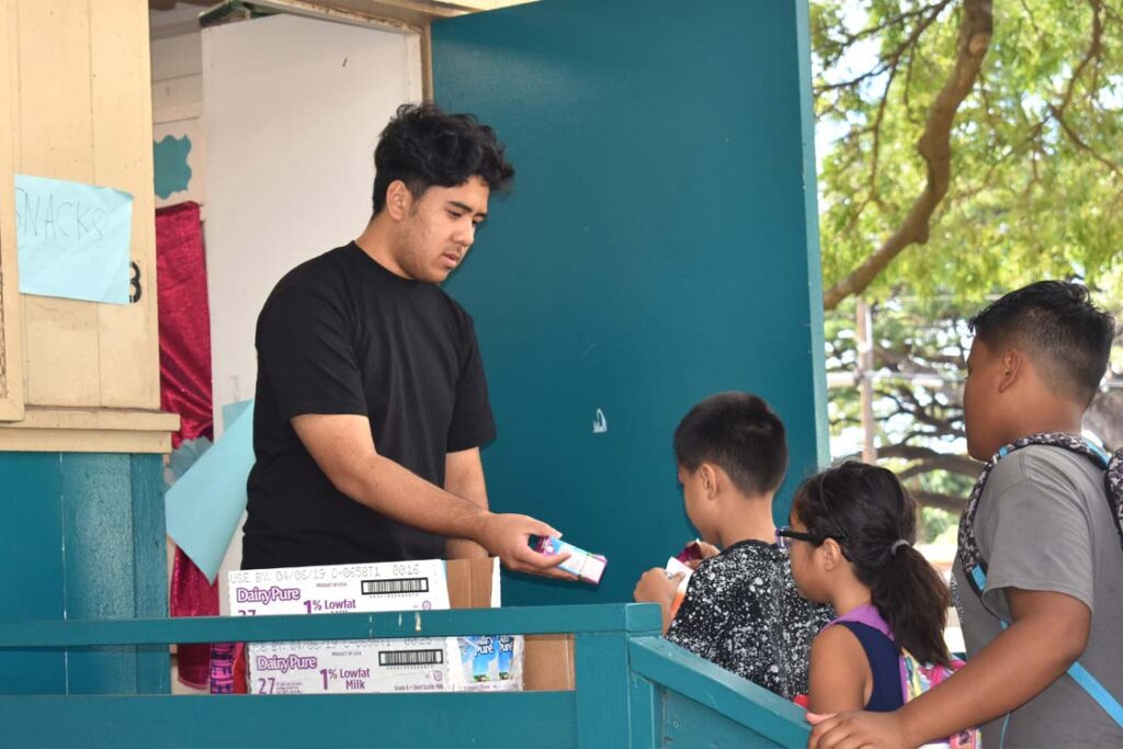 Food 4 Keiki School Pantry at Waianae Elementary School