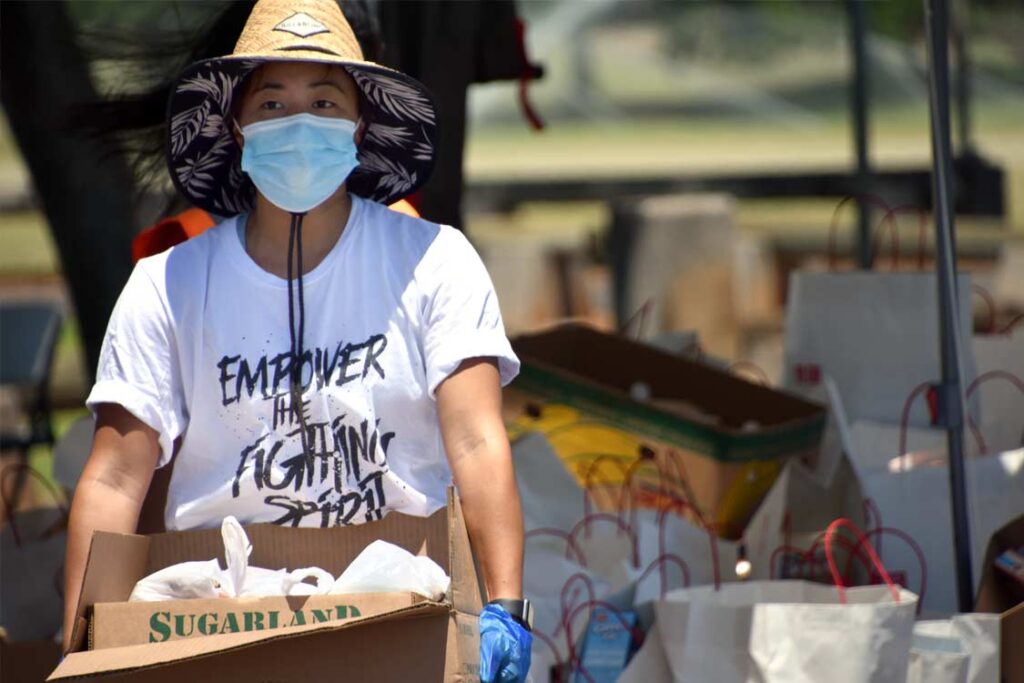 Hawaii Foodbank Volunteers from UFC Gym