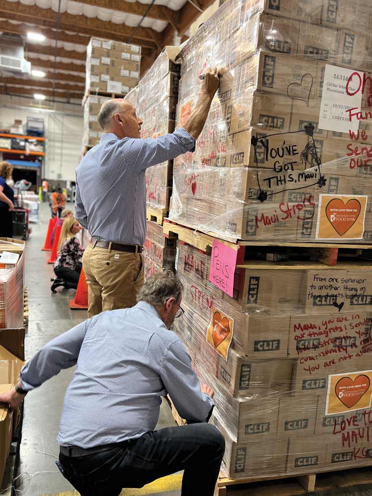 Sister food banks across the continent send emergency food and supplies in support of Maui relief efforts.