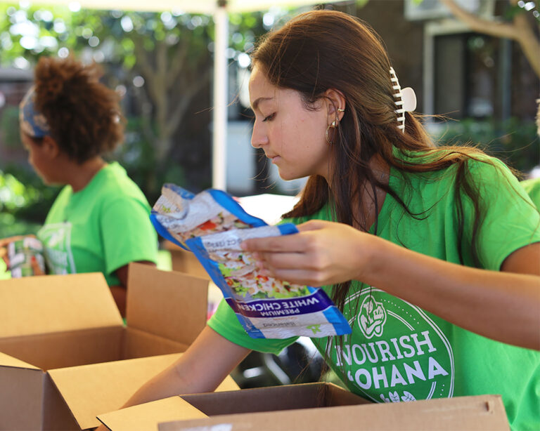 HFB_FoodDriveDay_2025_Waiokeola_08